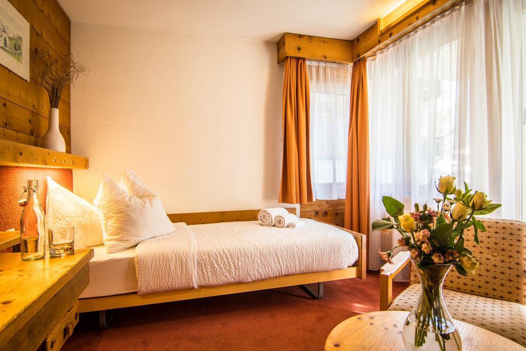 Hotel La Collina Saas-Fee Ngoại thất bức ảnh