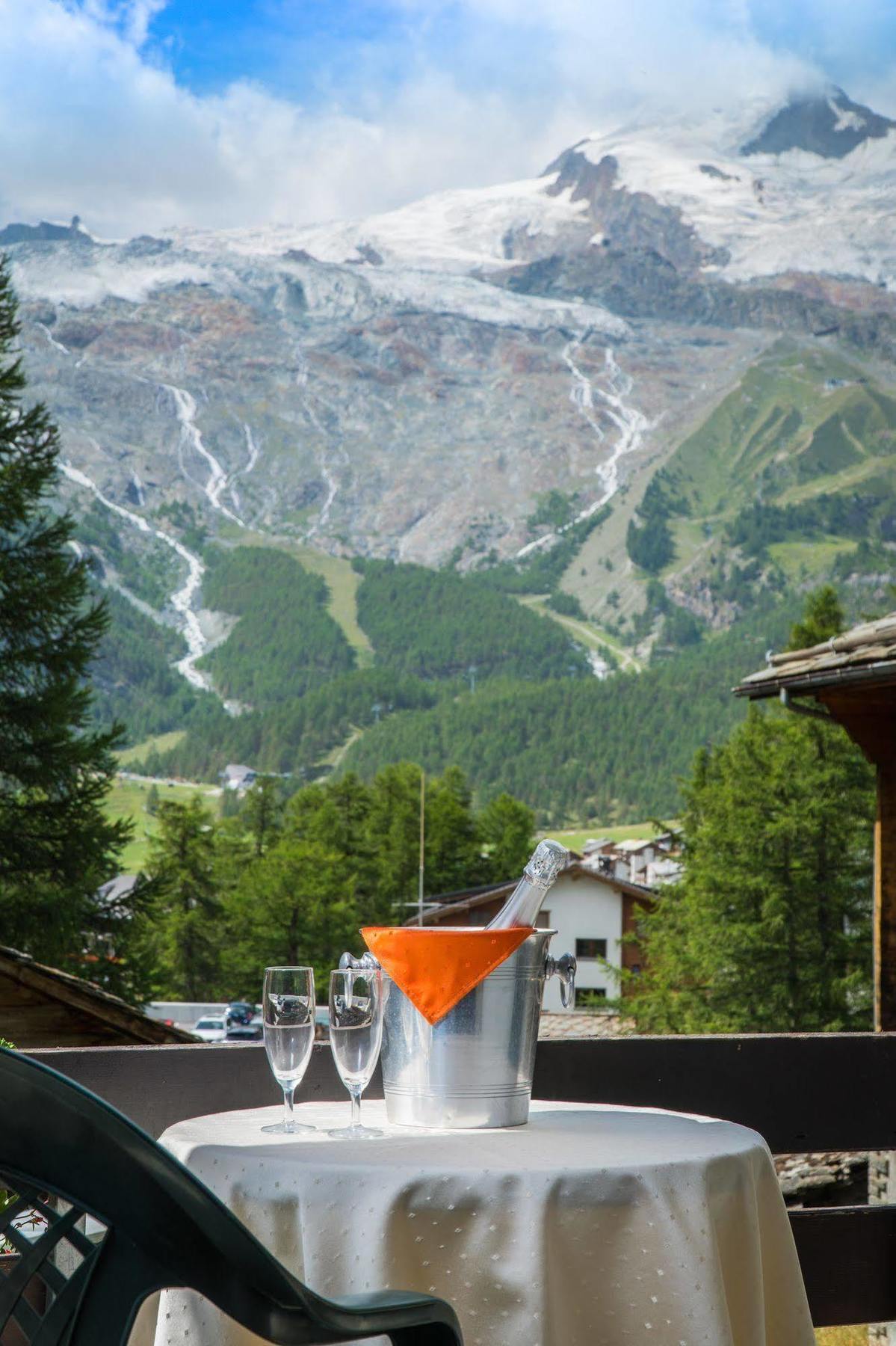 Hotel La Collina Saas-Fee Ngoại thất bức ảnh