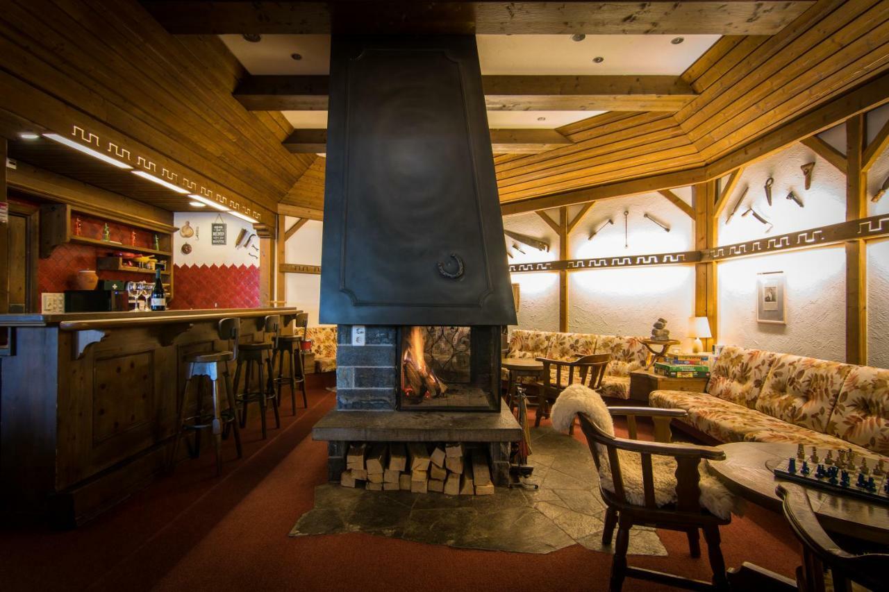 Hotel La Collina Saas-Fee Ngoại thất bức ảnh
